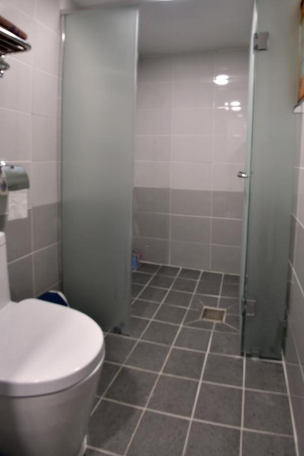 Guma Modern HanokStay Daegu Exterior foto